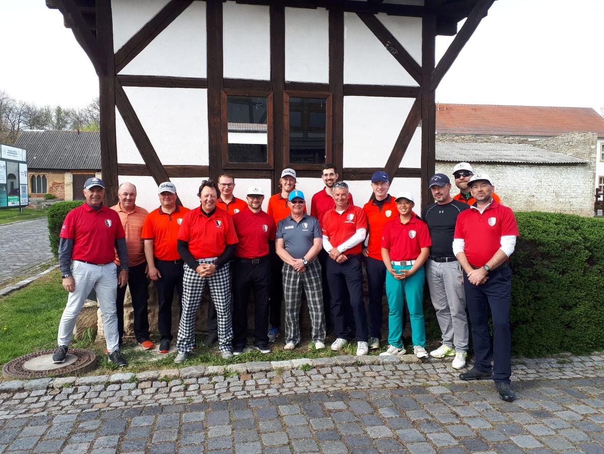 GC Halle Herrenmannschaft im Trainingslager in Erfurt 2019